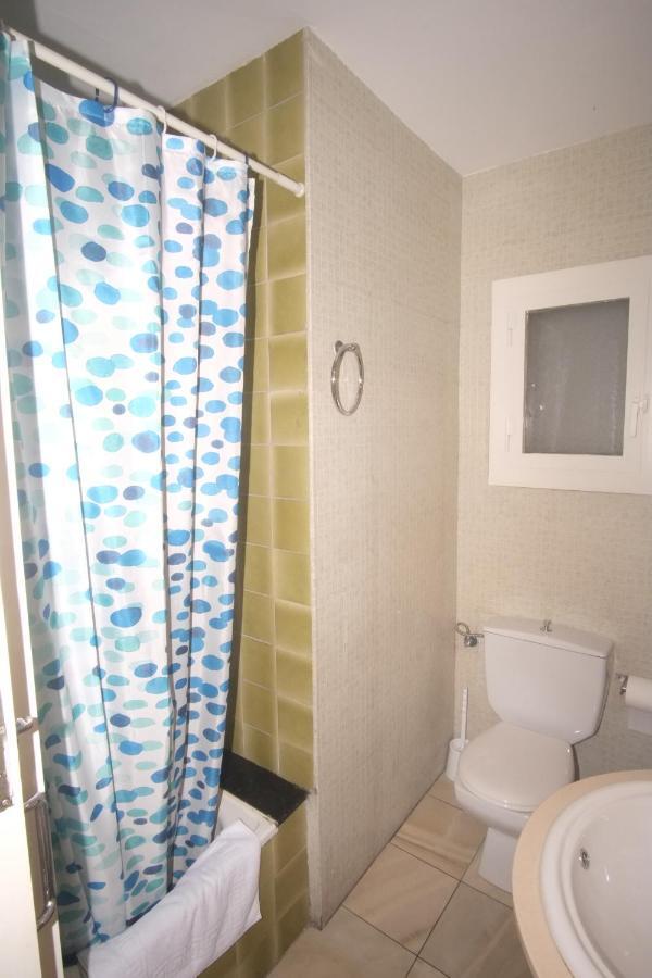 Lovely Apartment At Park Gueell Barcelona Exterior photo