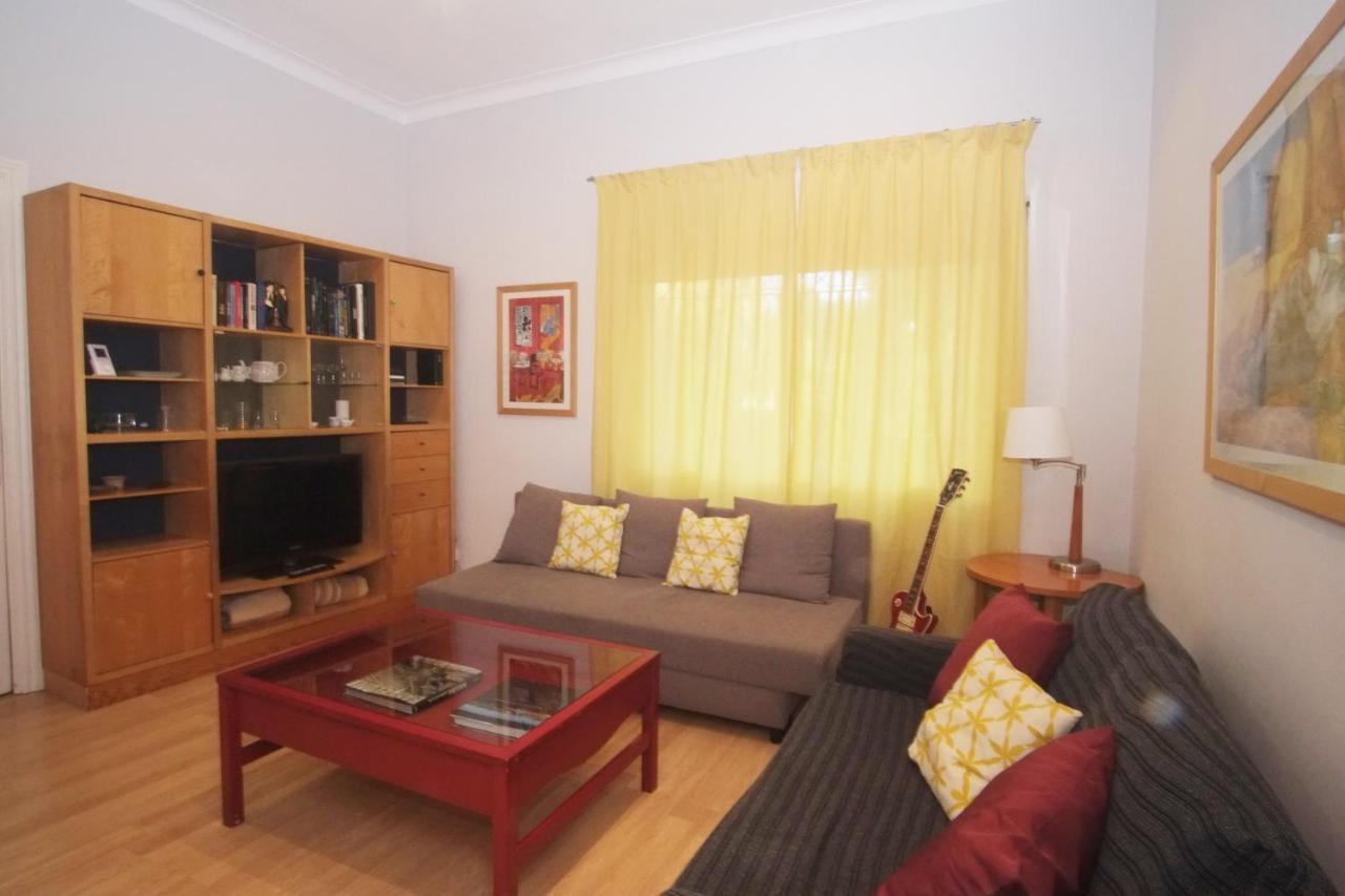 Lovely Apartment At Park Gueell Barcelona Exterior photo